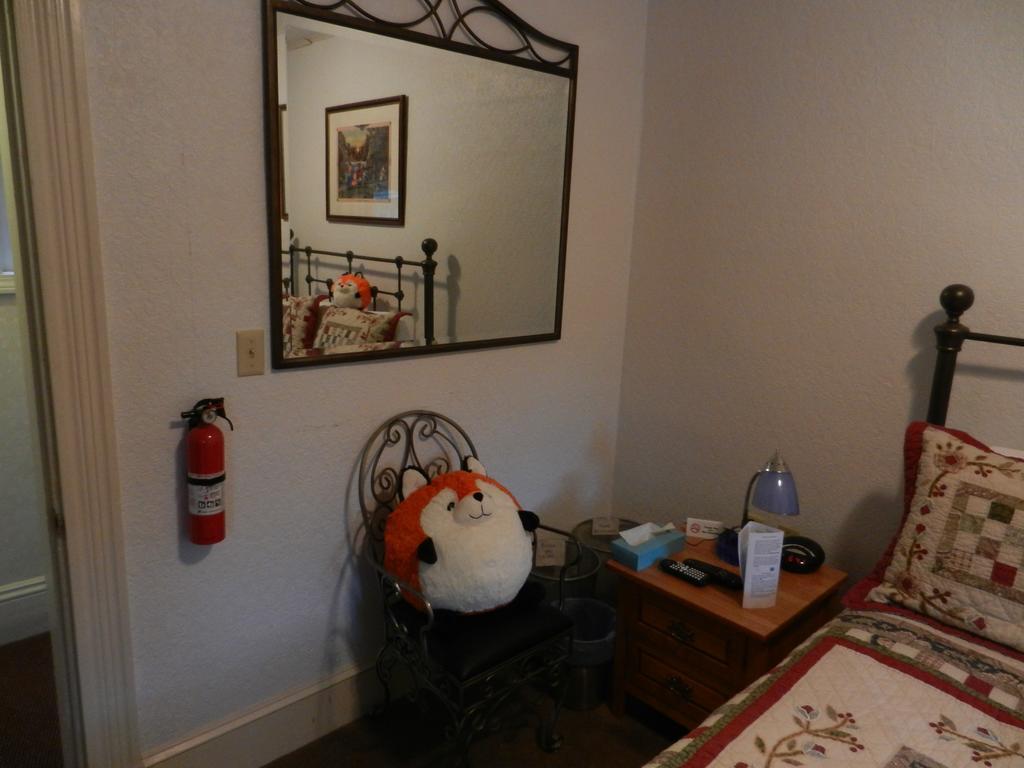 Ice Fish Inn Millinocket Room photo