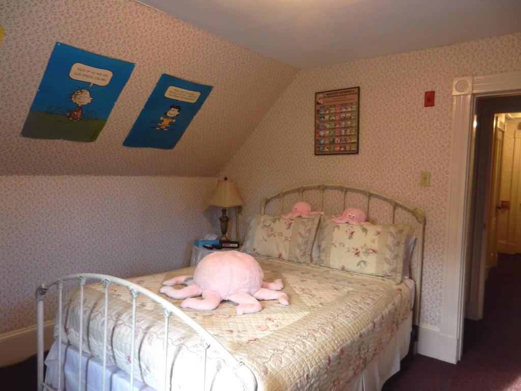 Ice Fish Inn Millinocket Room photo